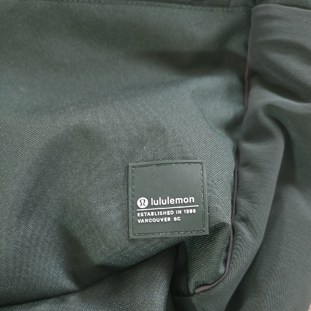 Nwot Double-Zip Backpack Green Backpack - image 2